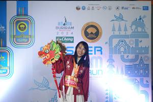 BIB: 
                            <button type="button" onclick="openModal(23610576)" class="btn btn-primary btn-sm float-right btn-popup" data-toggle="modal" data-target=".modal-high-quality">
                        <i class="fas fa-shopping-cart"></i> Add to Cart
                    </button>
                                            <button type="button" onclick="isThisMe(23610576, true)" class="btn btn-success btn-sm float-right btn-popup btn-isme hidden" data-toggle="tooltip" data-placement="bottom" title="นี่คือรูปของคุณใช่ไหม คลิกที่นี่เพื่อเอาเข้าอัลบั้ม">
                        <i class="fas fa-plus"></i> Add to album
                    </button>
                    <button type="button" onclick="isThisMe(23610576, false)" class="btn btn-warning btn-sm float-right btn-popup btn-isnotme hidden">
                        <i class="fas fa-ban"></i> Remove from album
                    </button>